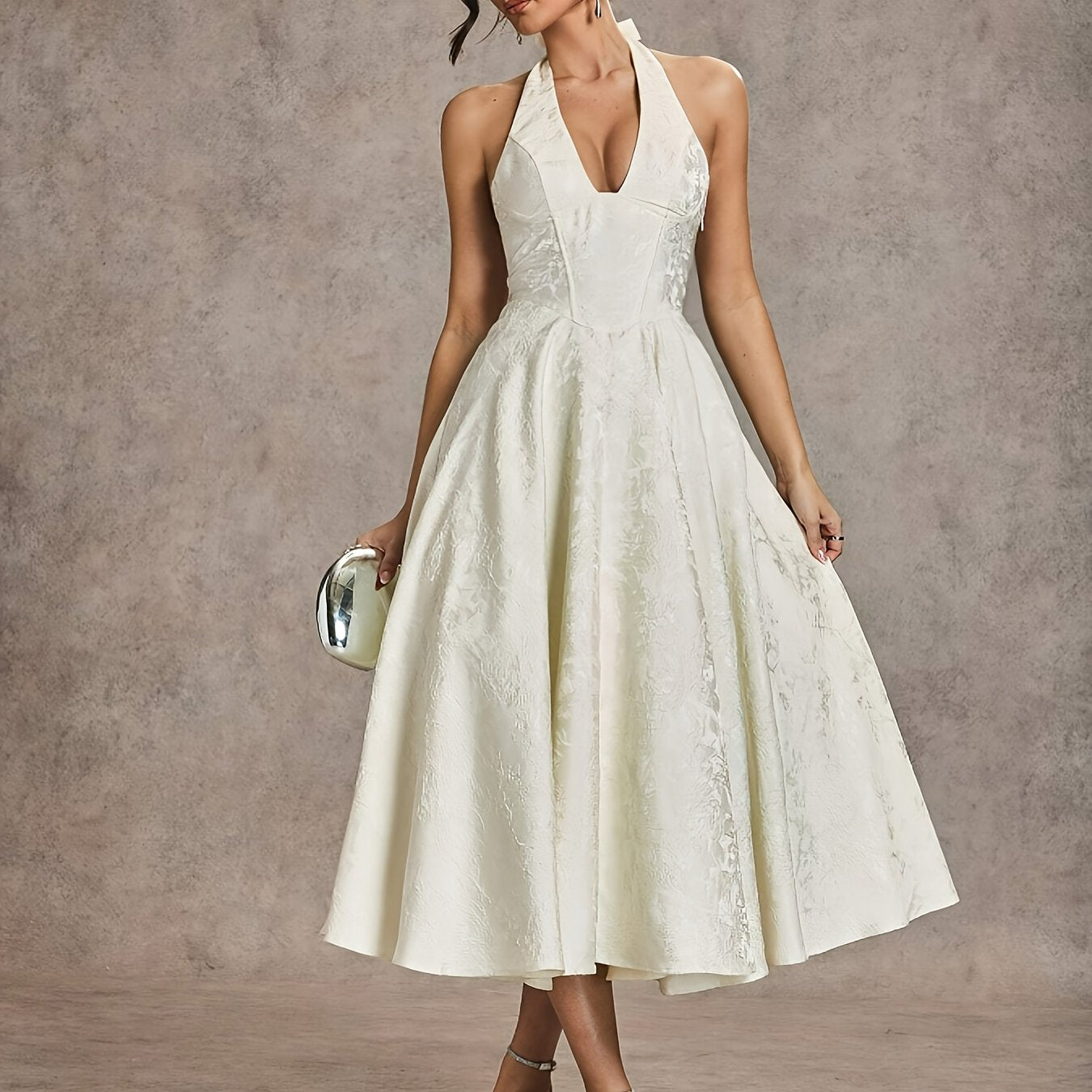 2025 New High-End Halter French Designer Light Wedding Dress with Jacquard Fabric, Sleeveless, Large Skirt, Elegant Little Dress for Women.
