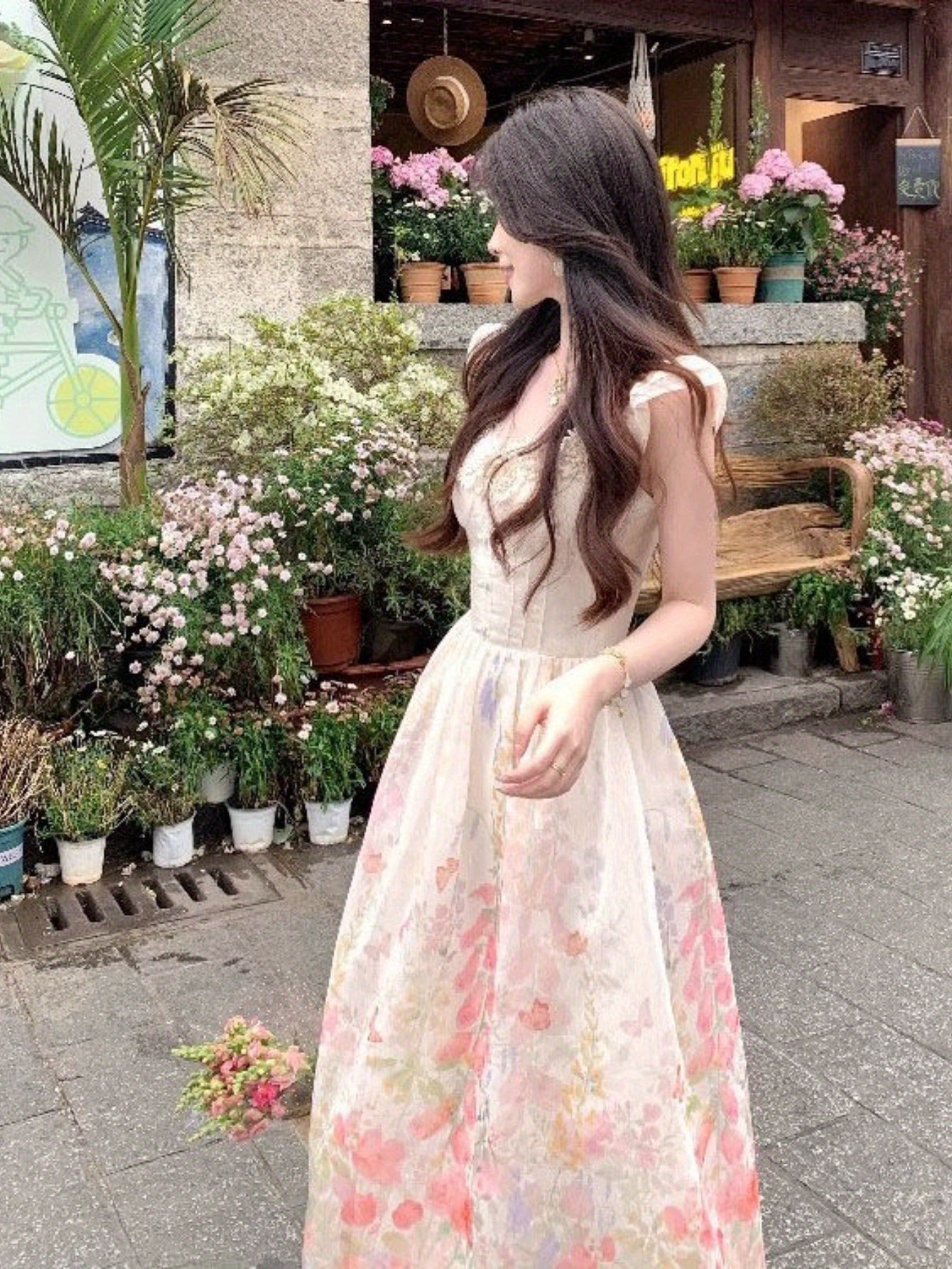 Elegant Floral Print Mini Dress with Puff Sleeves - Chic A-Line Design, Lace Detailing, Perfect for Spring & Summer, Women'S Fashion, Floral Dress