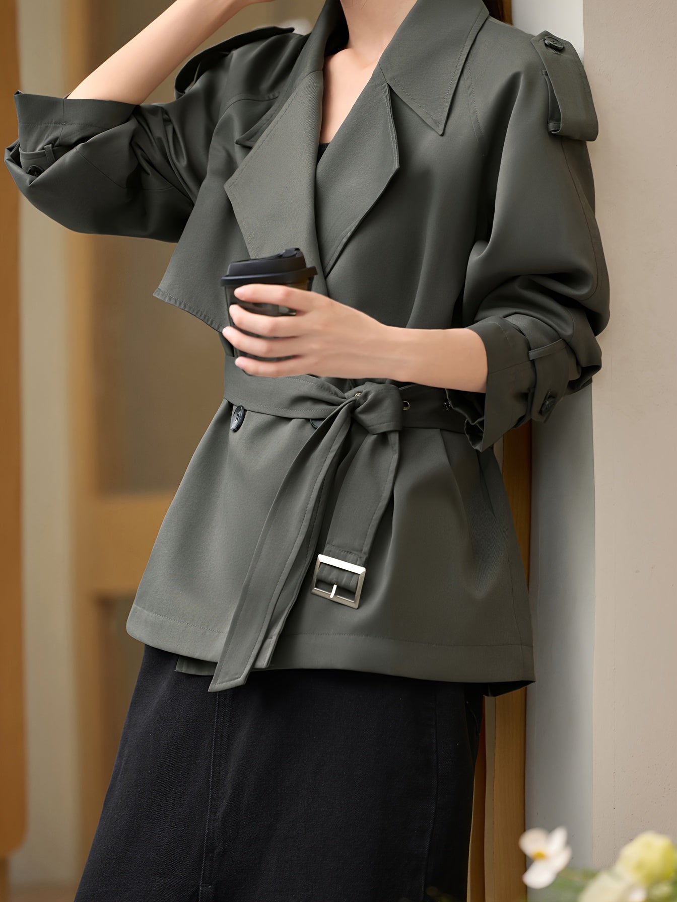 XWI Women's Chic Short Trench Coat - Relaxed Fit British Style, Green Polyester Jacket with Pockets, Casual Elegance for Spring Outfits