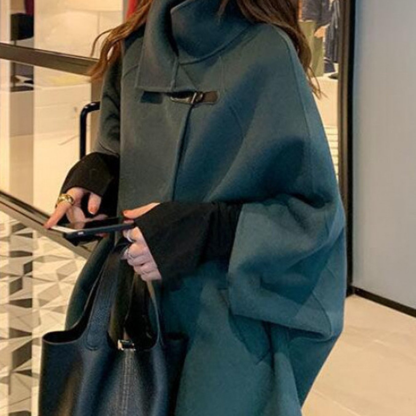 Women's Japanese Korean Style Cape Coat - Elegant Mid-Length Winter Coat with Hood-like Collar, Long Sleeve Korean Hanbok-Inspired Outerwear, Pockets & Smooth- (No Padding) for Fall & Winter, Casual to Formal Events (Hand Wash\u002FDry