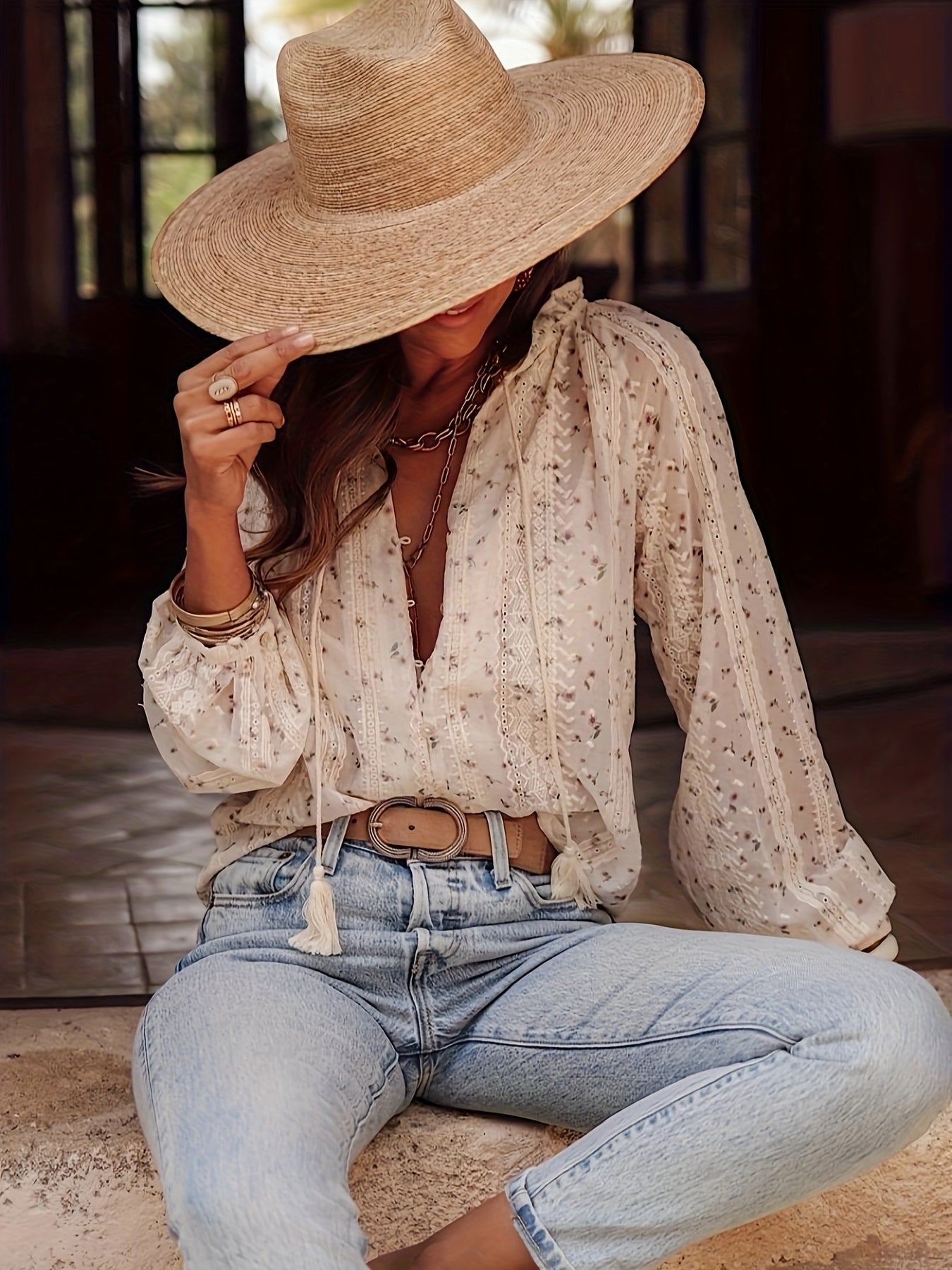 Women's Bohemian Floral Print Shirt Blouse - Elegant Round Neck Long Sleeve Non-Stretch Blouse with White & Beige Large Flower Pattern, Casual to Formal Wear for Spring\u002FFall, Hand Wash\u002FDry Clean, Boho Chic Top for Weddings & Festivals